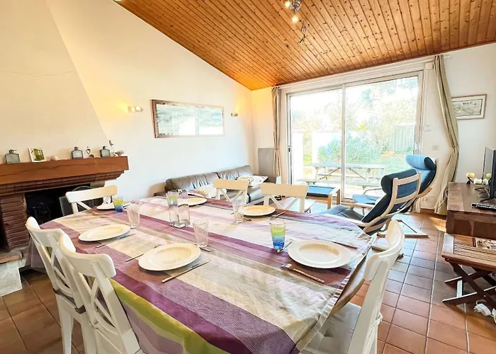 Villa Emplacement Ideal, Au Calme Et Proche De La