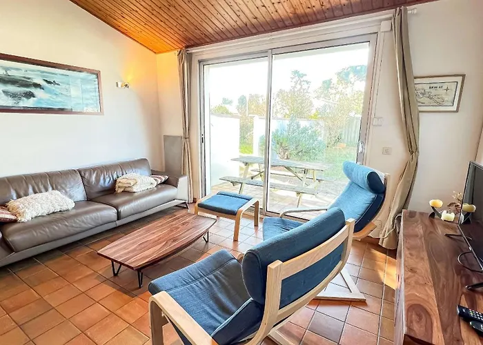 Villa Emplacement Ideal, Au Calme Et Proche De La La Couarde-sur-Mer